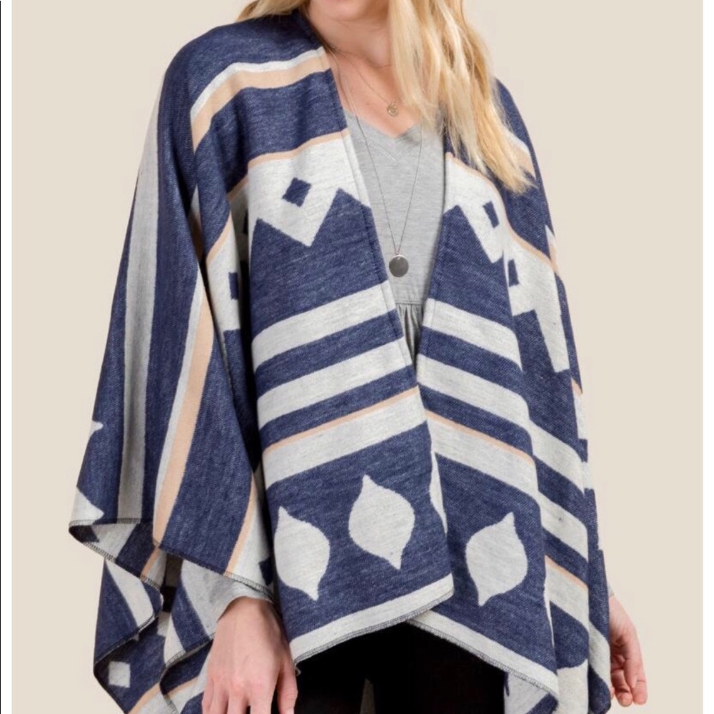 NWT Francesca’s Draping Sweater